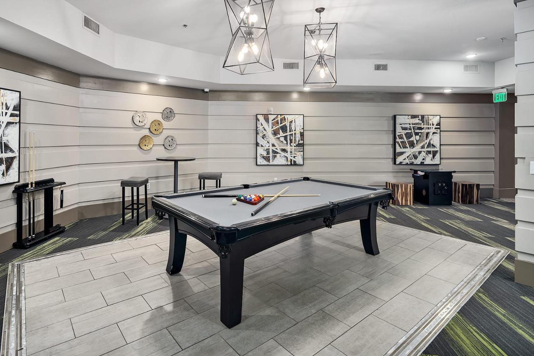 Uptown 4Th Ward Luxury Apt Year-Round Pool Charlotte Kültér fotó